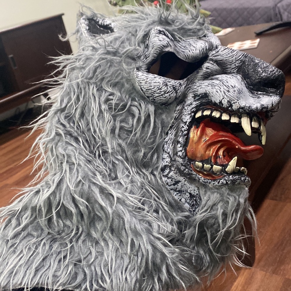 Wolf Mask - Picture 2 of 4